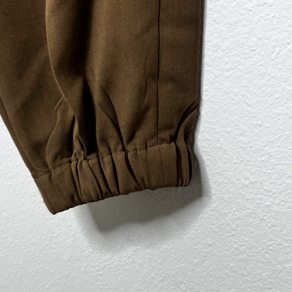 ASOS Oversized Tapered Cargo Pants in Tan Crepe Mens Sz 38 - Picture 4 of 11